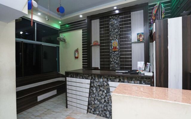 OYO 26152 Hotel Aarush