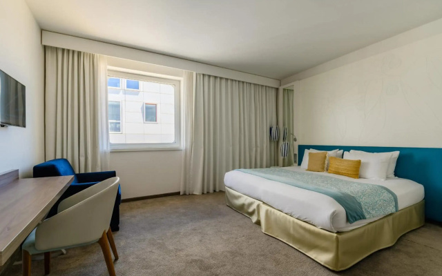 Golden Tulip Marseille Euromed