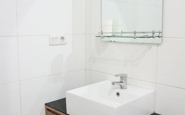 UROOMS Senopati
