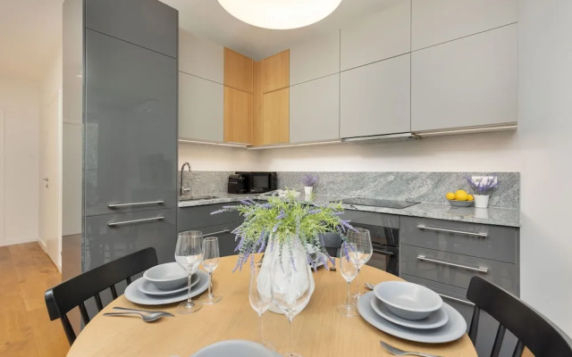 Apartment Siedmiogrodzka Wola by Renters