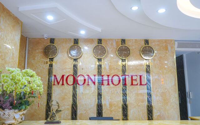 Moon Hotel