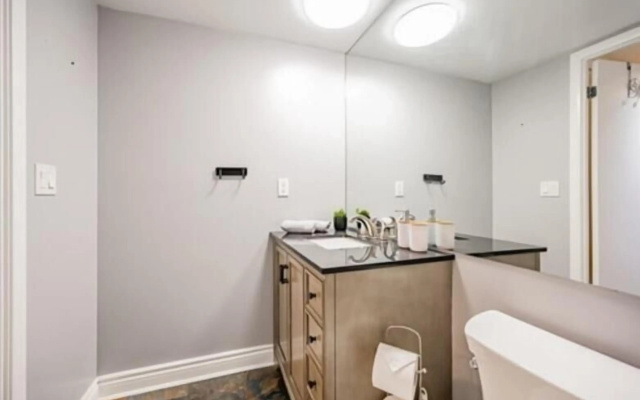 RS Boutique Suites - Fort York