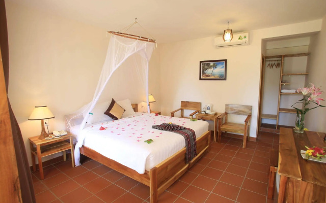 La Mer Resort