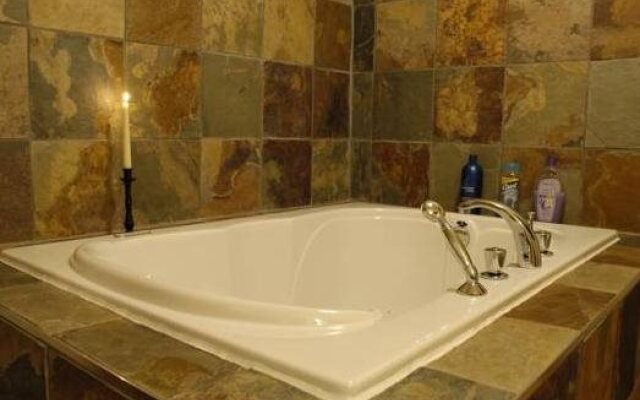 Jade Blue Bed And Breakfast