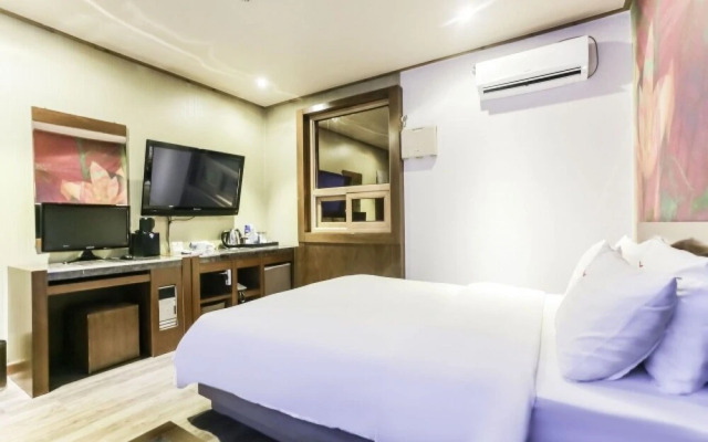 Hotel MI