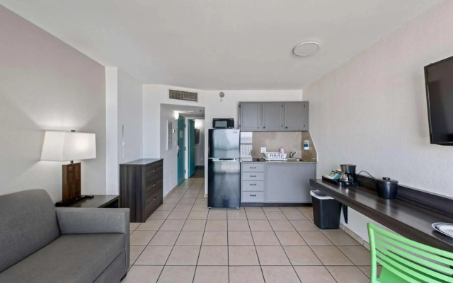 SureStay Studio by Best Western Virginia Beach Oceanfront