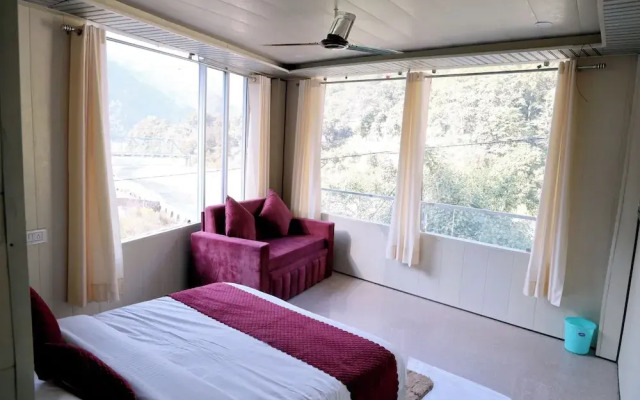 Ditya Destiny's JK River View Resort