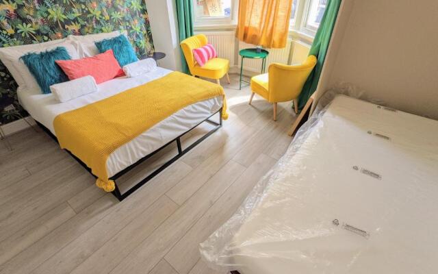 INNit Rooms - SaltWater Guest House