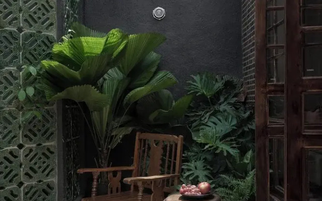 Ngâu House