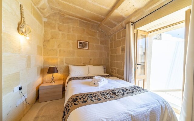 Ta' Pinu B&B