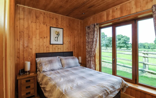 Barn Shelley Lodge