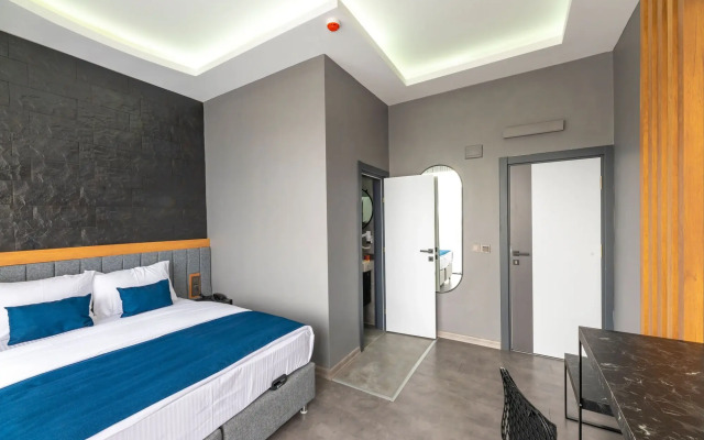 Melanj Airport Hotel