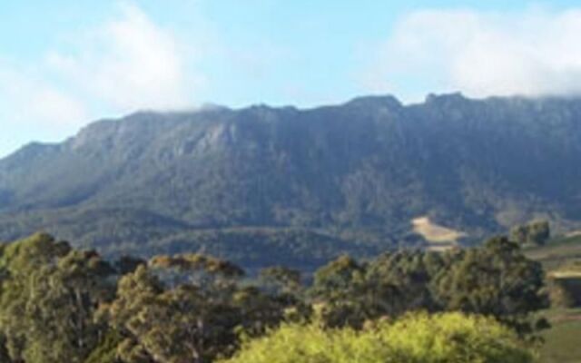 Sheffield Cabins & Apartments