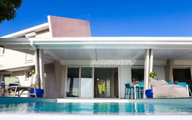 Villa 5* avec piscine et vue mer exceptionnelle