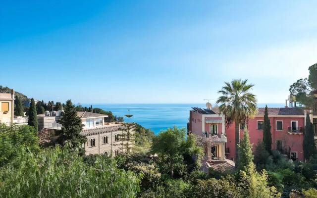 Taormina Terrace by Wonderful Italy