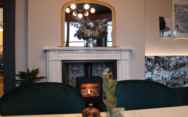 Orange Grove Hotel & Gardens
