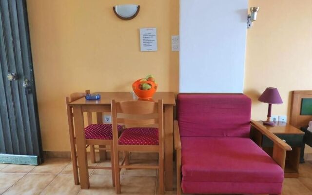 Sea View Studio With Garden 7min To The Beach