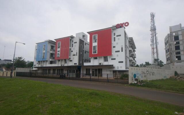 OYO 3049 Scientia Dormitory Near RS Bethsaida