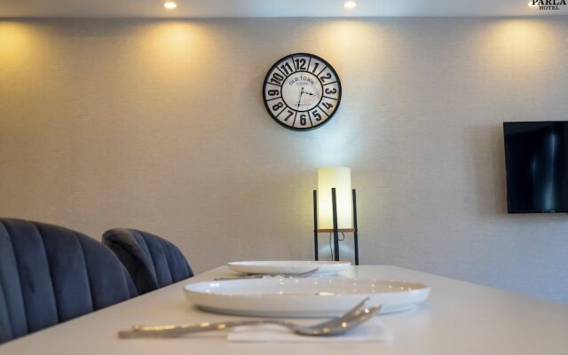 Parla Suite Hotel