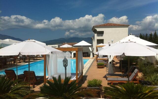 Bella Vista, Hôtel Suites & Maisons