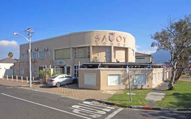 Savoy Lodge Cape Town