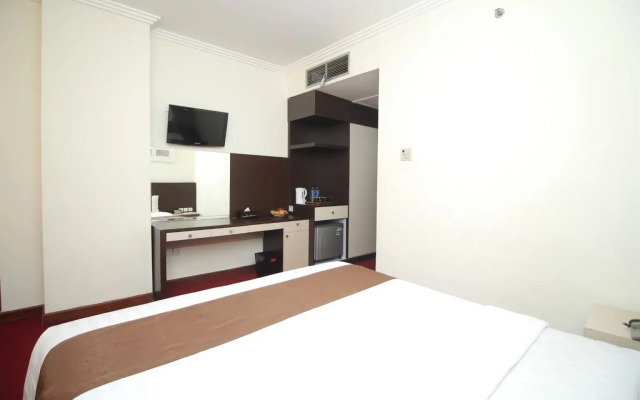 UNY Hotel