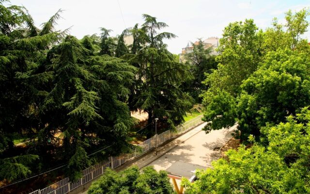 Cozy Apartment near Varna Sea Garden