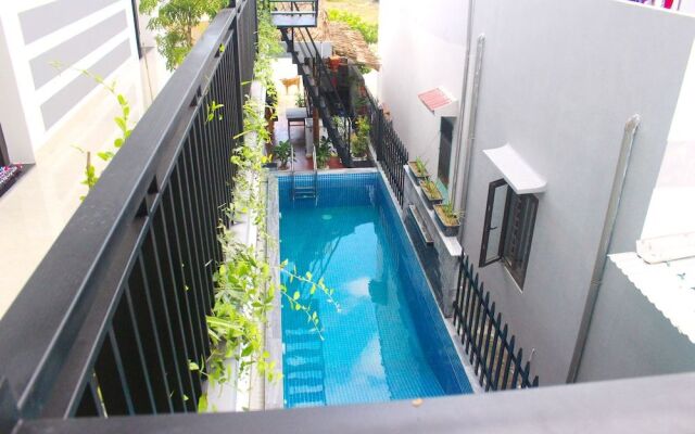 Sunshine Ha My Beach Villa