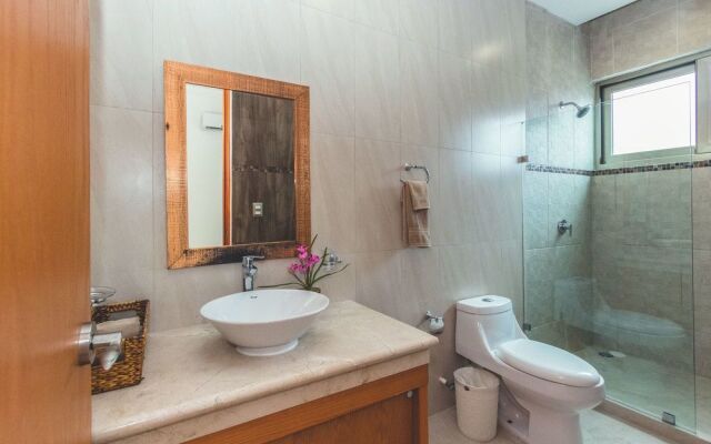 Menesse 25-26 no.1 by NAS