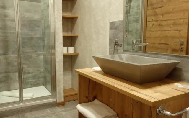 Bed & Rooms , Apartments Corte Rossa