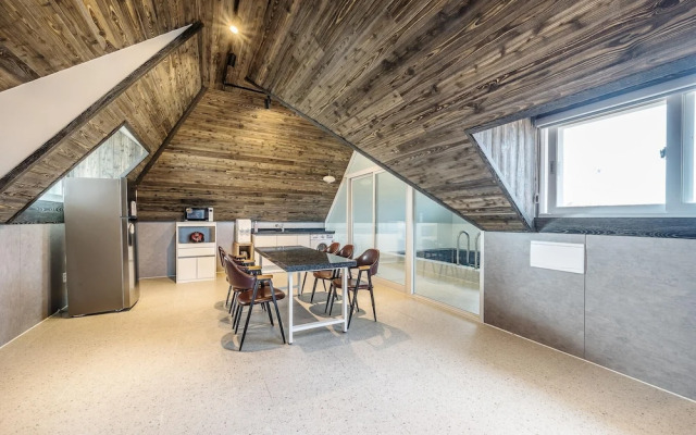 Goseong Maple Kids&spa&poolivilla