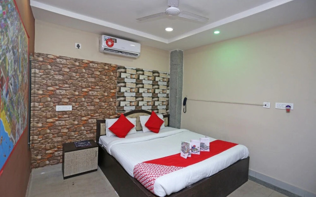 OYO 14487 Hotel Stay Inn
