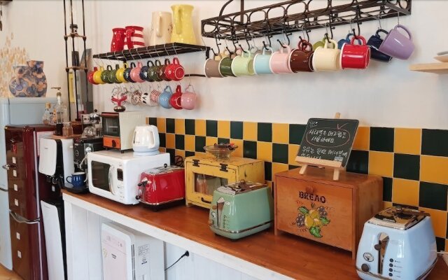 Teddy Bears Guesthouse - Hostel