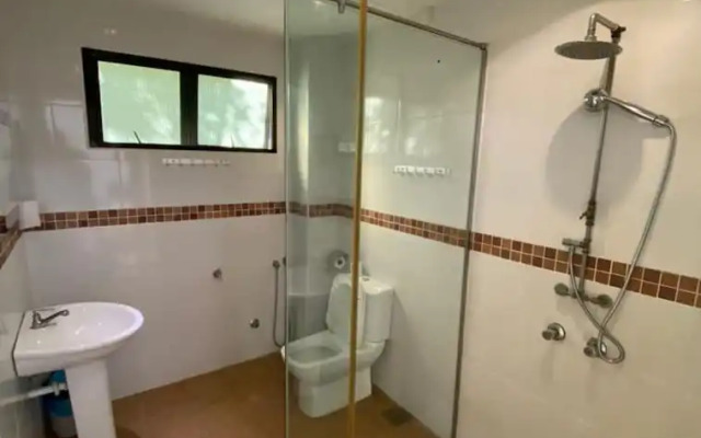 Paradise Valley Resort Broga