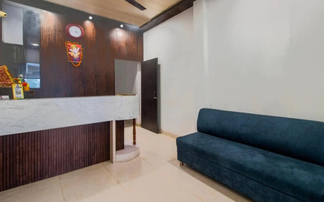 Itsy Hotels Om Pushp Residency