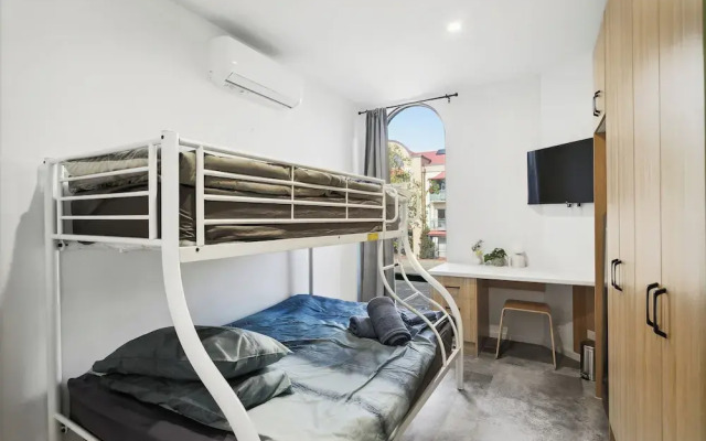 Cozy Stays - Private Rooms