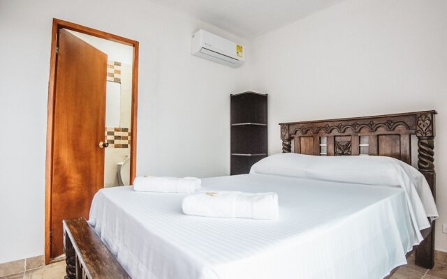 The Rock House Hostel - Adults Only