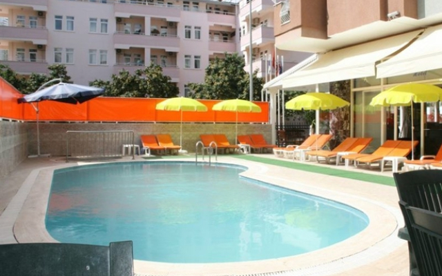 Sultans Dream Apart. Otel