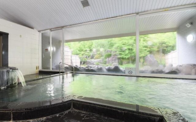 Higashiyama Onsen Maple Plaza