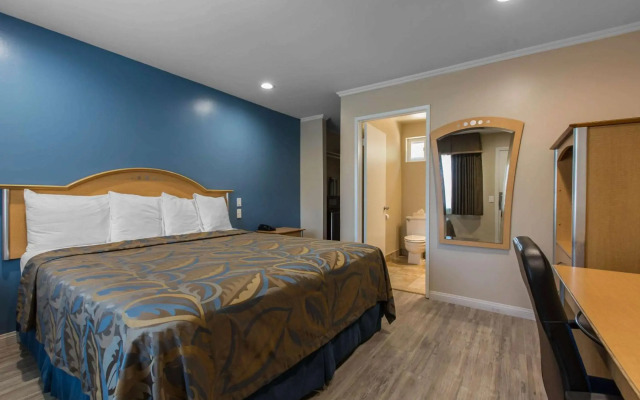 Rodeway Inn Escondido Downtown