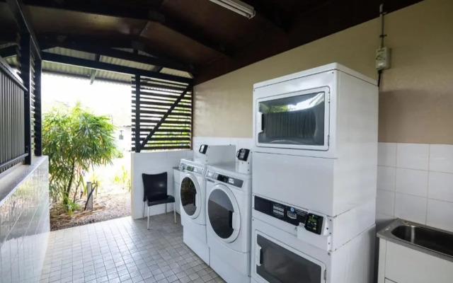 Ibis Darwin Airport Hotel