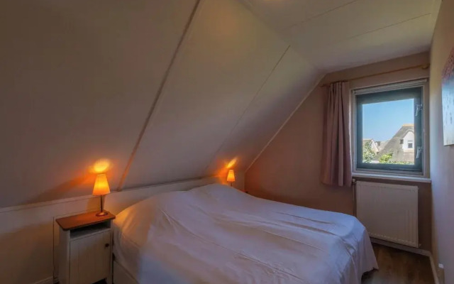 Atmospheric Detached Villa Near Beach