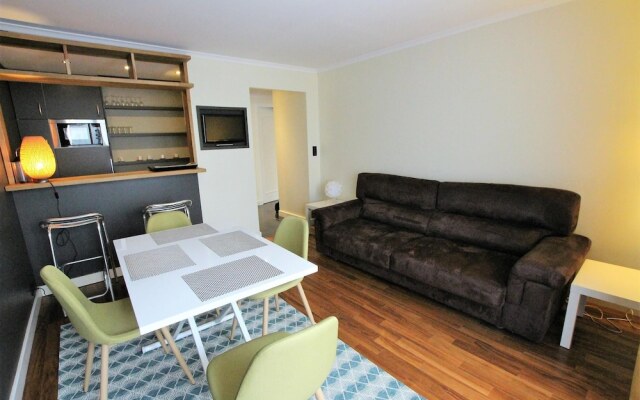 Modern Apartment 1 Bedroom/1 Bathroom in a Palm Beach Area