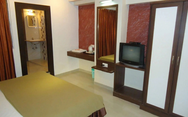 Maan Residency Hotel