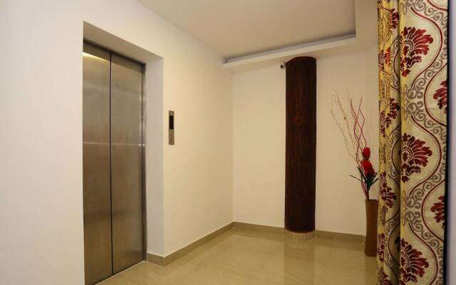 OYO 9620 Hotel Emza Residency