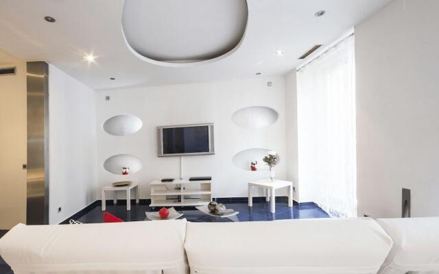 Alaia Holidays Apartments & Suite Caballero de Gracia