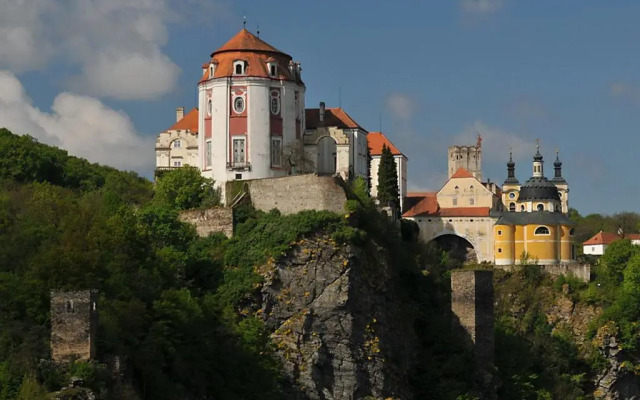 U Mišpule