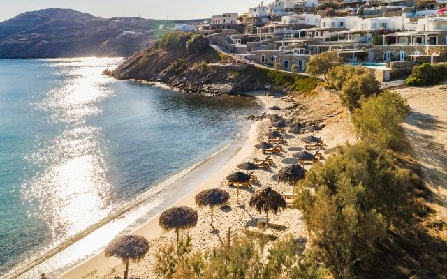 Casa Del Mar Mykonos Seaside Resort