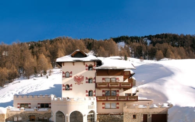 Burghotel Alpenglühn