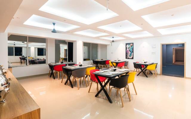 Treebo Cocostay, Hadapsar